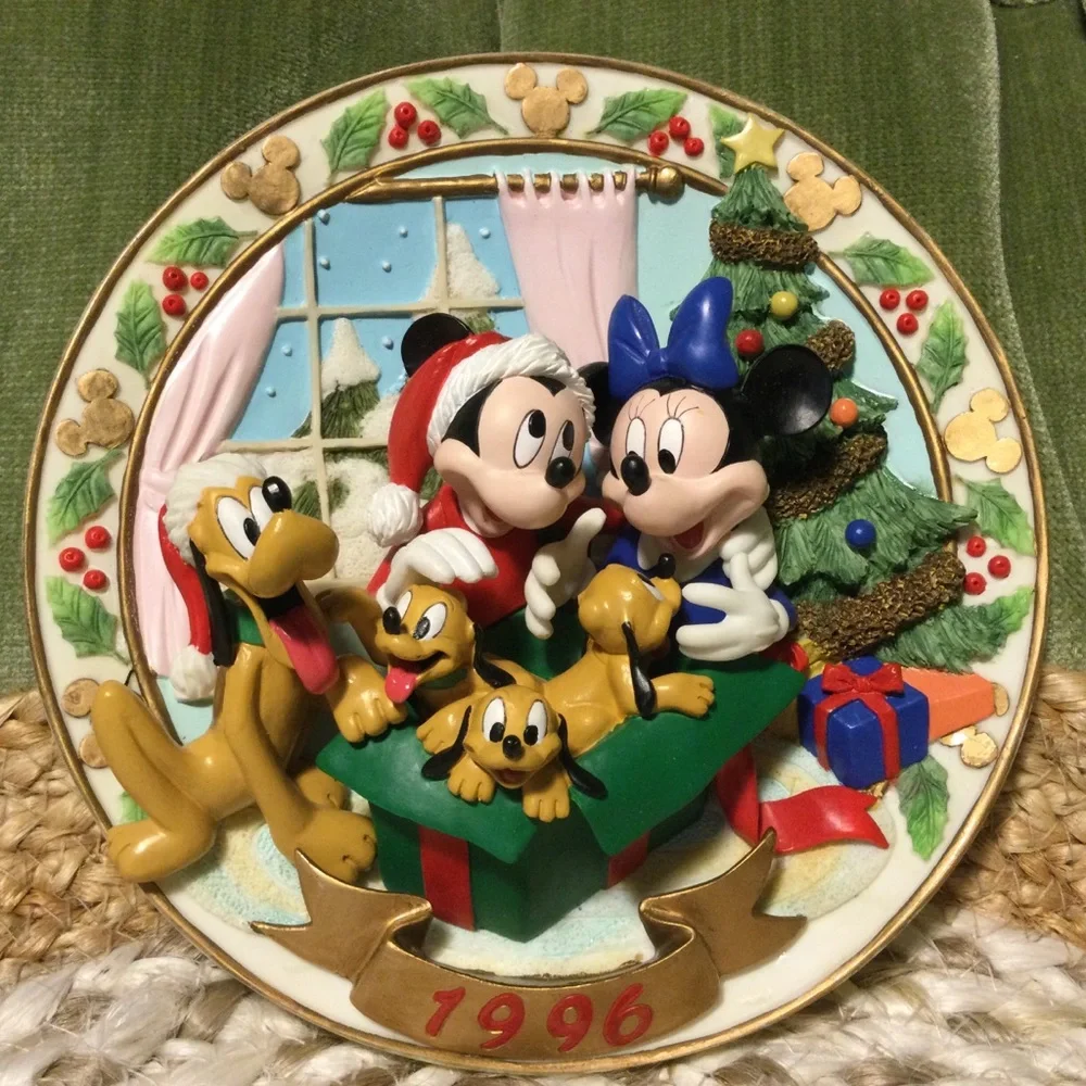 Mickey And Minnie Mouse Vintage Christmas Plate 1996 - Picture 1 of 7